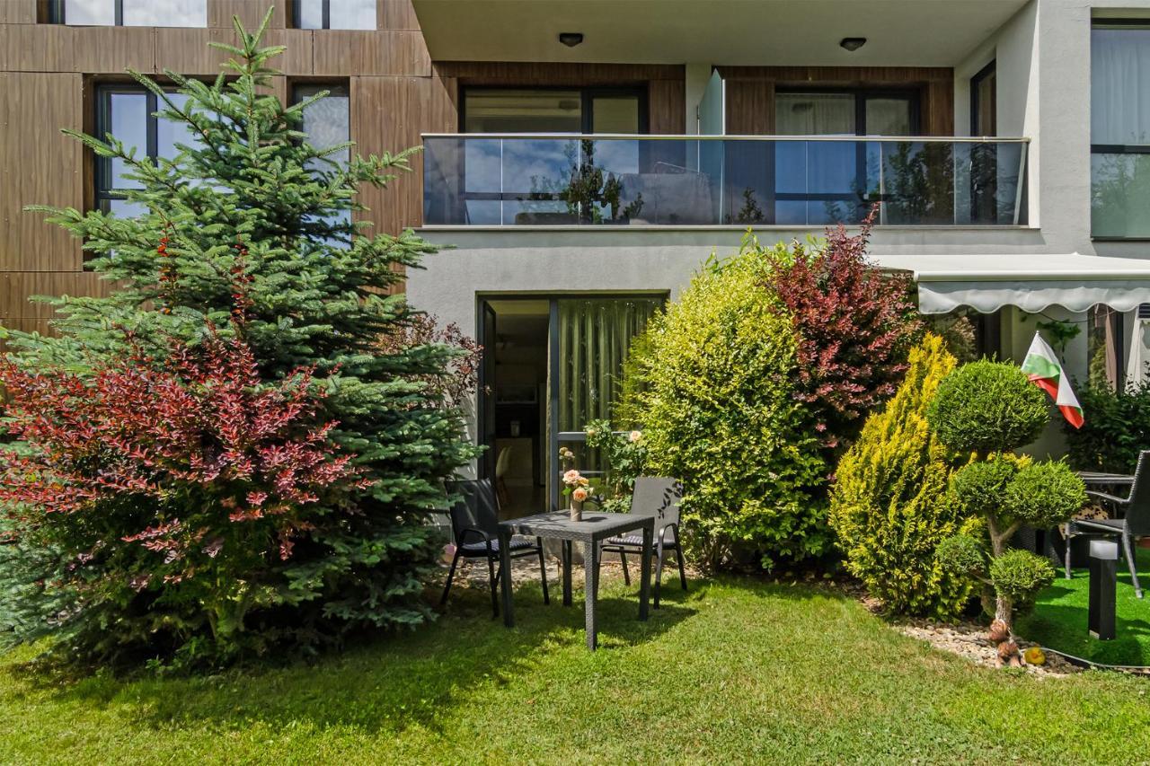 Garden Palace Apartment Varna Exterior photo